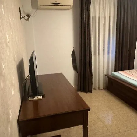 Pensiunea Crina Cristi Si Father * Două Mai