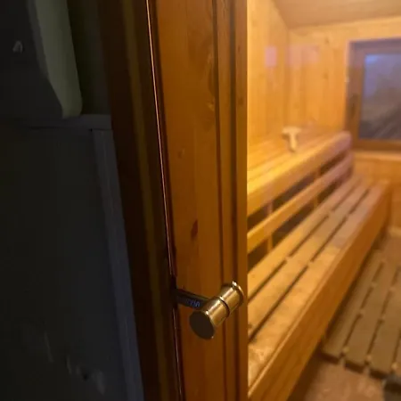 Pensiunea Crina Cristi Si Father Pensjonat *