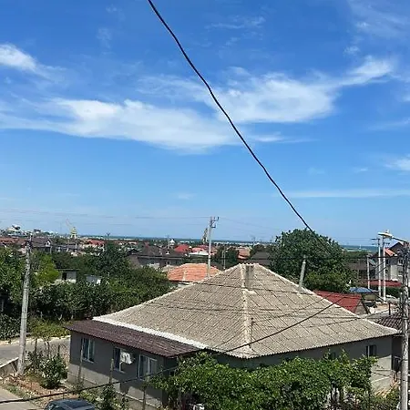 Pensiunea Crina Cristi Si Father Pensjonat *